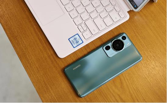 华为二合一笔记本matebooke测评,华为matebooke二合一轻薄本测评