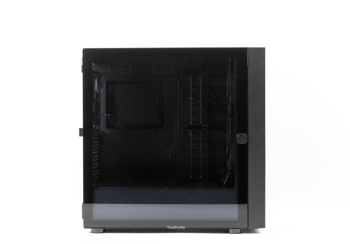 微星z690刀锋可以用1070ti吗,微星z690刀锋钛对比吹雪