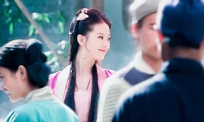 赵丽颖和白鹿同款发型,白鹿赵丽颖长月粉衣换脸造型对比