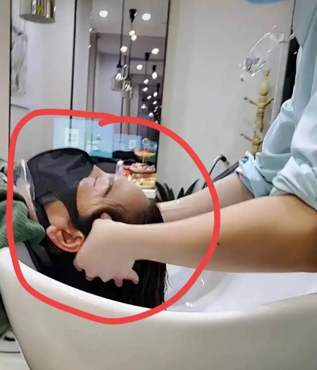 抖音上很火的俄罗斯网红娜娜,网红娜娜的真实年龄