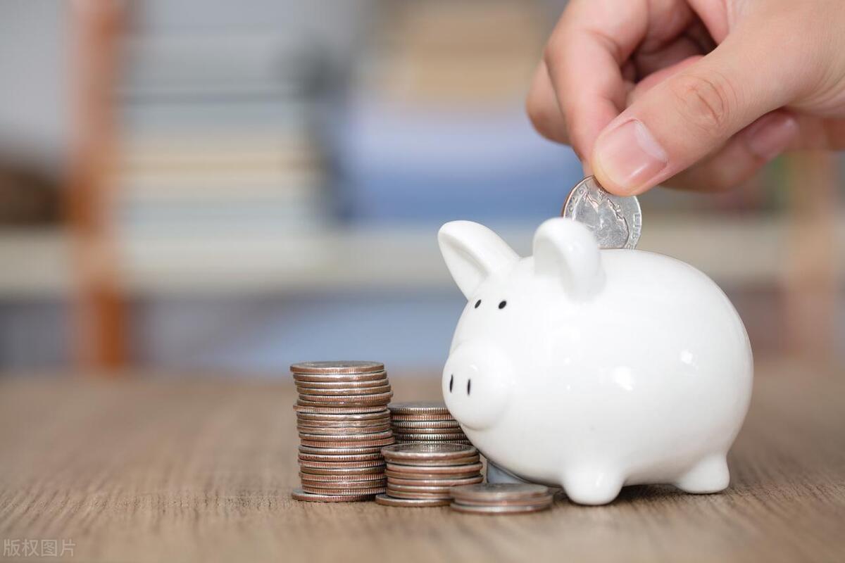 “存款特种兵”奔赴香港，利率超5%值得“上车”吗？