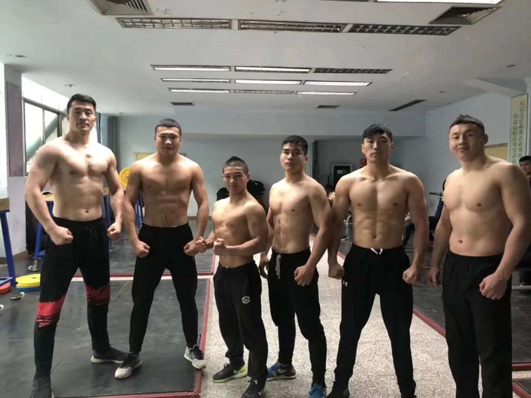 古人赞美运动的经典诗句,古代关于足球的诗句