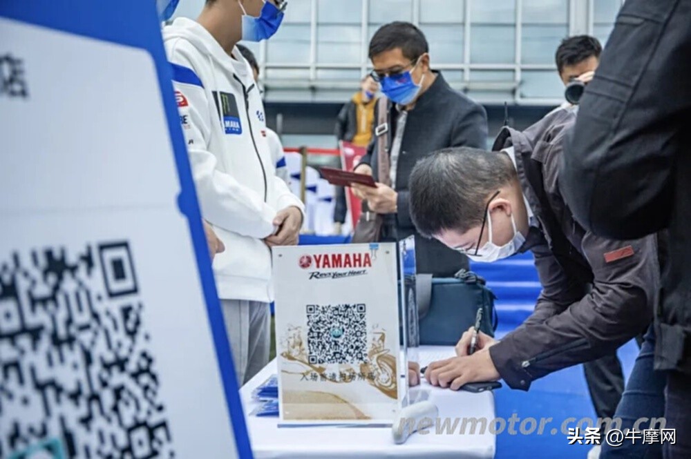 雅马哈yzfr1落地多少钱,雅马哈yzf-r1美版官方报价