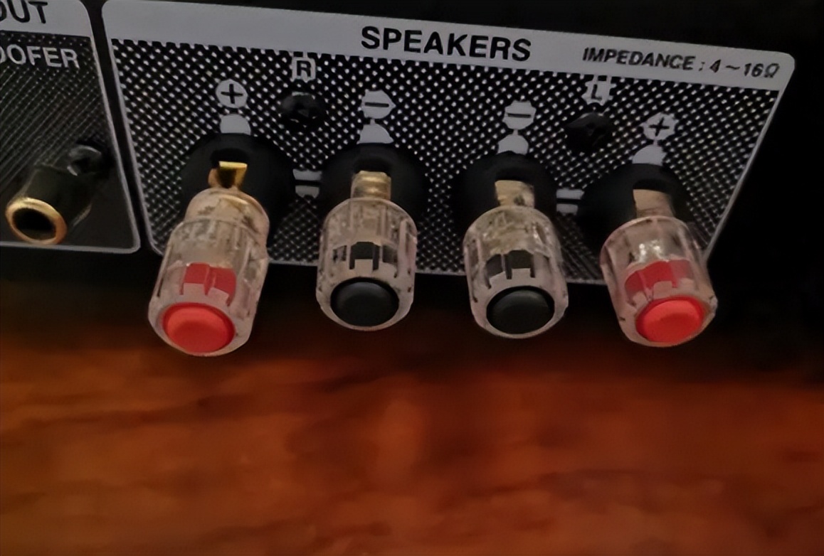 让你体验全景音响,让家庭影院有现场感