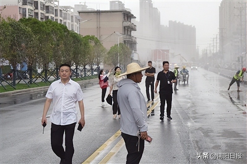 50载壮志未酬33年务实为民—追忆宛城区东关街道*党**工委副书记、办事处主任陈风晓同志