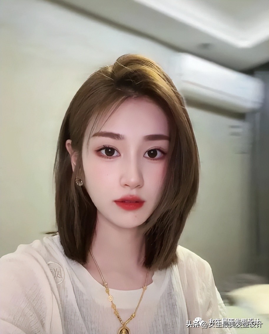 女生又酷又飒齐肩发打理,齐肩短发内扣优雅酷飒发型