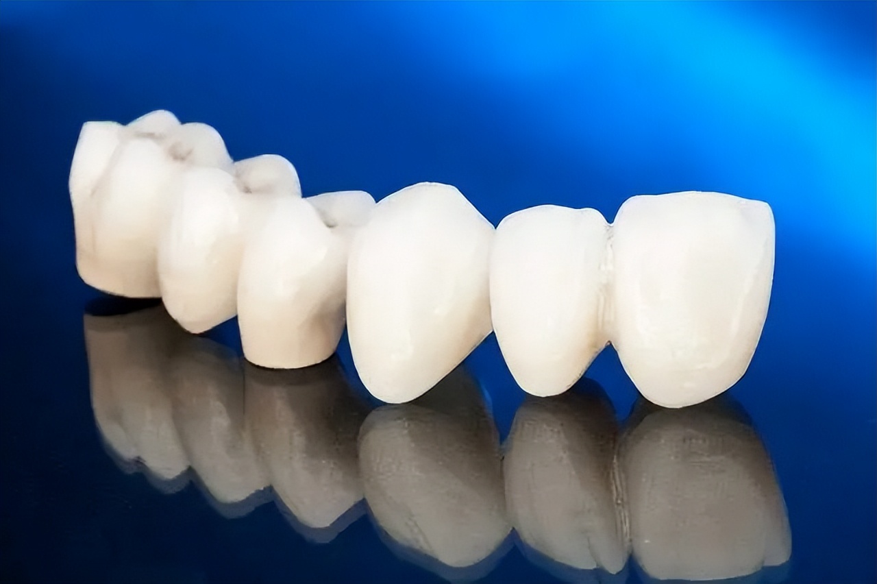 遗体被火化后为什么只剩下骨灰,遗体火化后为什么没有牙齿