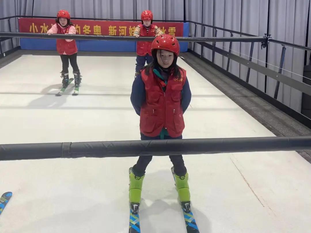 冰雪热,冰雪送孩子上学