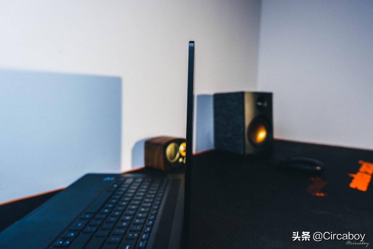 intelnucx15测评,intelnucm1512代值得买吗