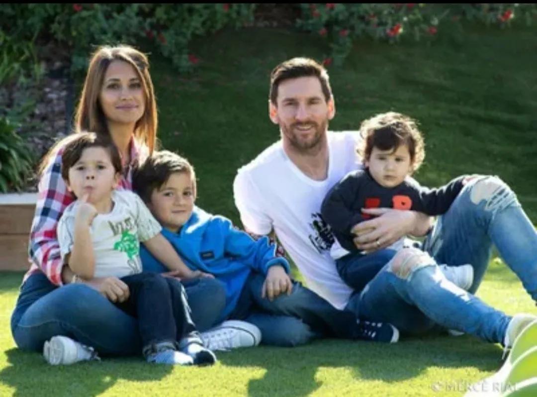 安东内拉梅西的爱情,有一种爱情叫苏亚雷斯