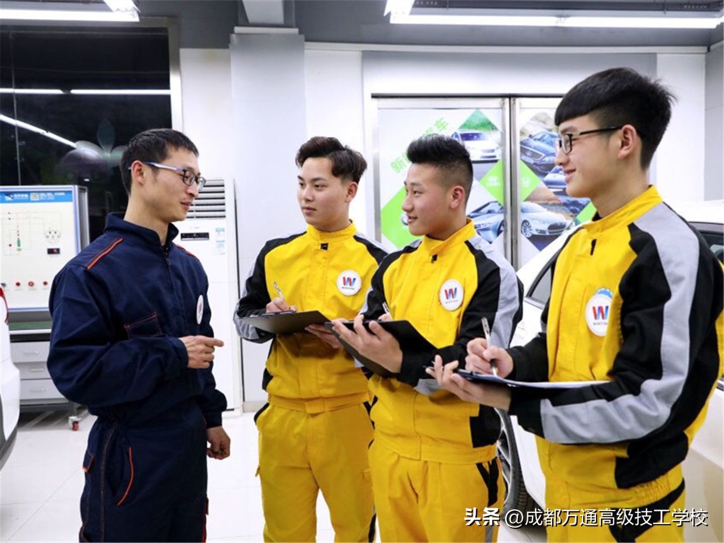 现在学习汽车修理好不好,汽车维修行业哪个工种最有前途