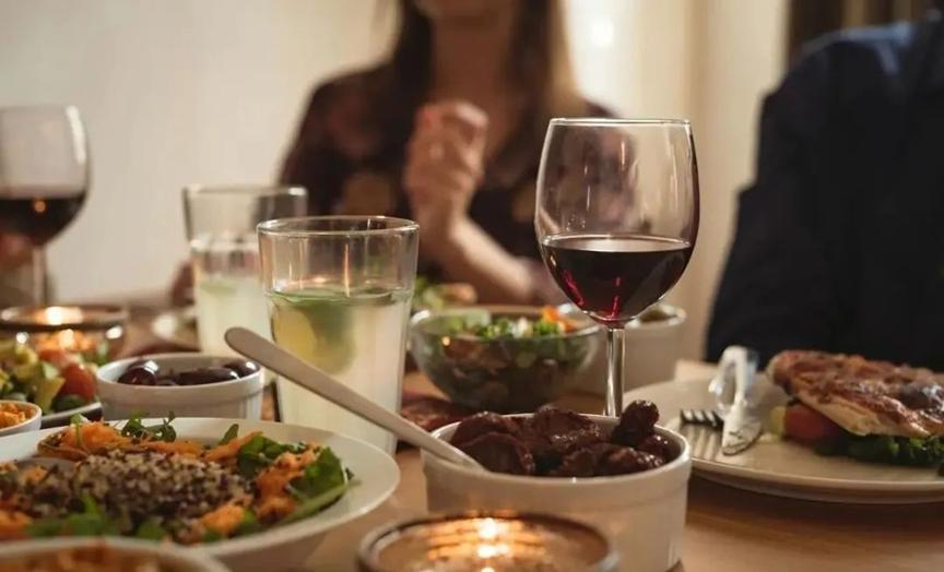 一日两餐改为一日三餐,一日三餐和一日两餐排毒效果对比