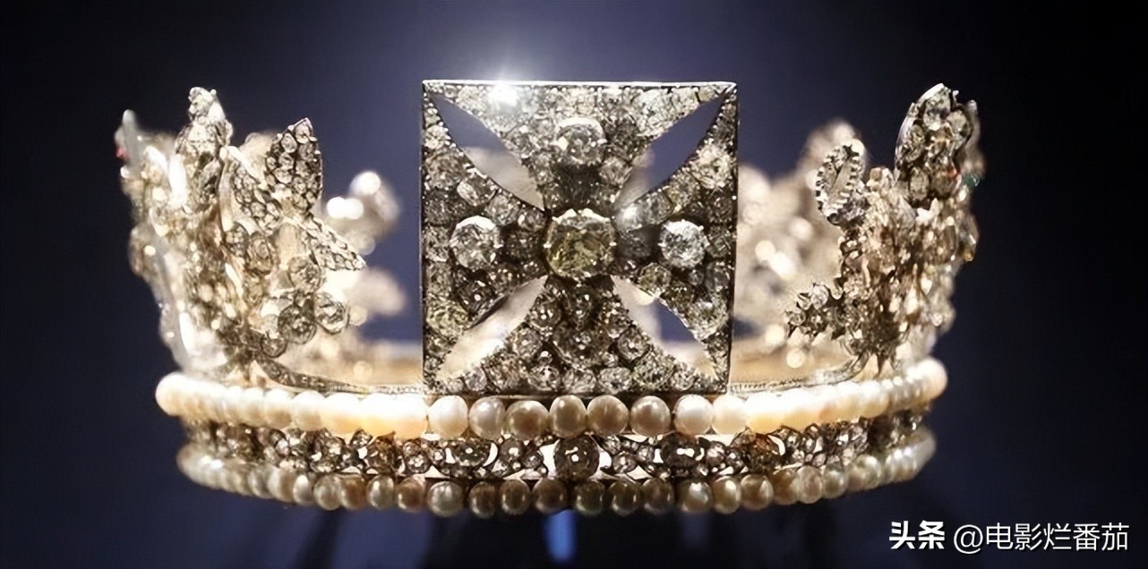 英国女王最有价值的珠宝,英女王去世她的王冠谁继承