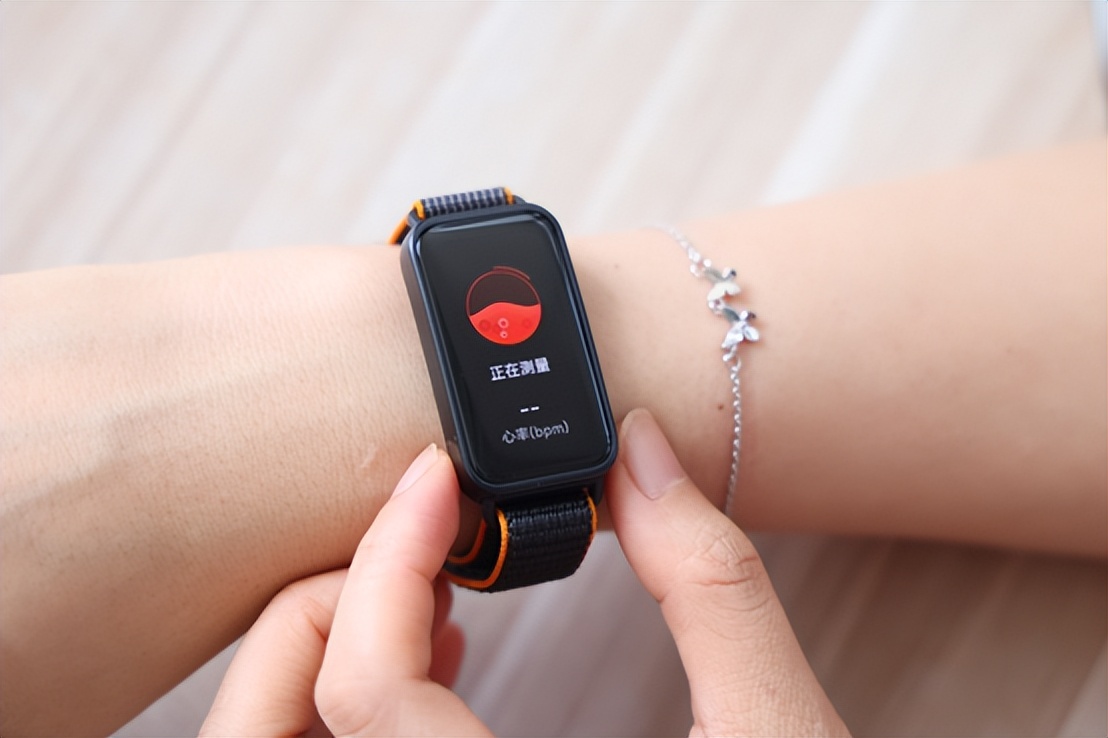 华为续航高的手环,续航华为手环