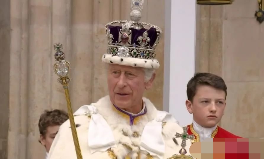 查尔斯三世加冕仪式英国皇室成员,英国查尔斯三世加冕仪式完整版