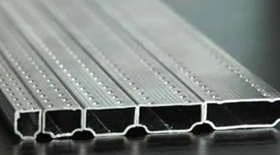 断桥铝门窗与系统窗哪个好,为什么不建议装断桥铝门窗