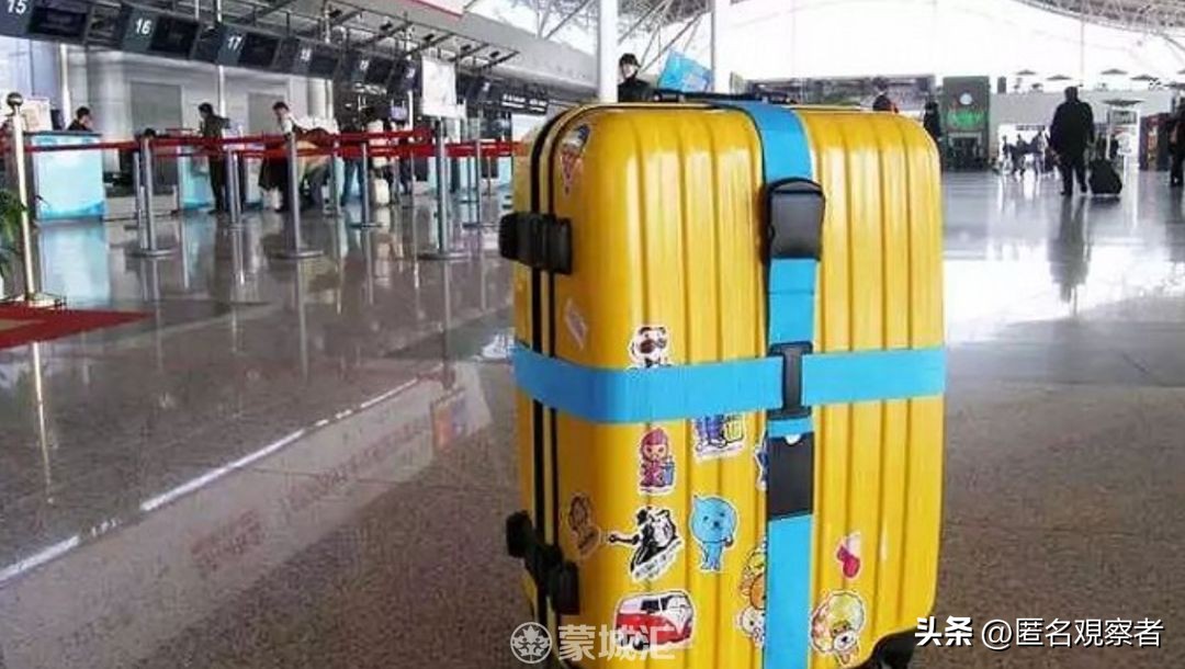 涓浗瀛︾敓澧冨甯埆浜哄甫璐х墿琚姄,甯汉甯﹁揣鐨勭暀瀛︾敓琚垽姝诲垜