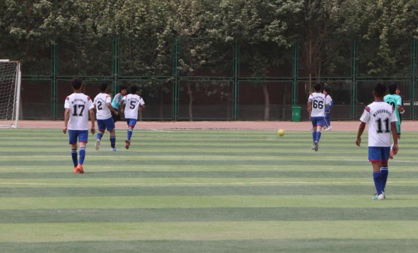 校园足球联赛点燃夏日激情,首届全国青少年校园足球赛