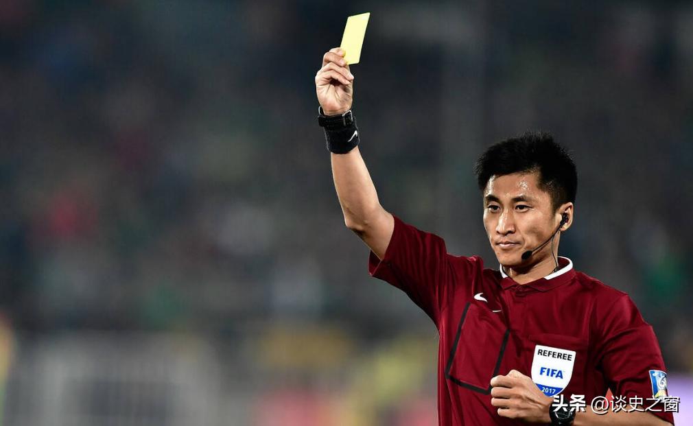 裁判马宁出征卡塔尔世界杯,复盘马宁判给卡塔尔三粒点球