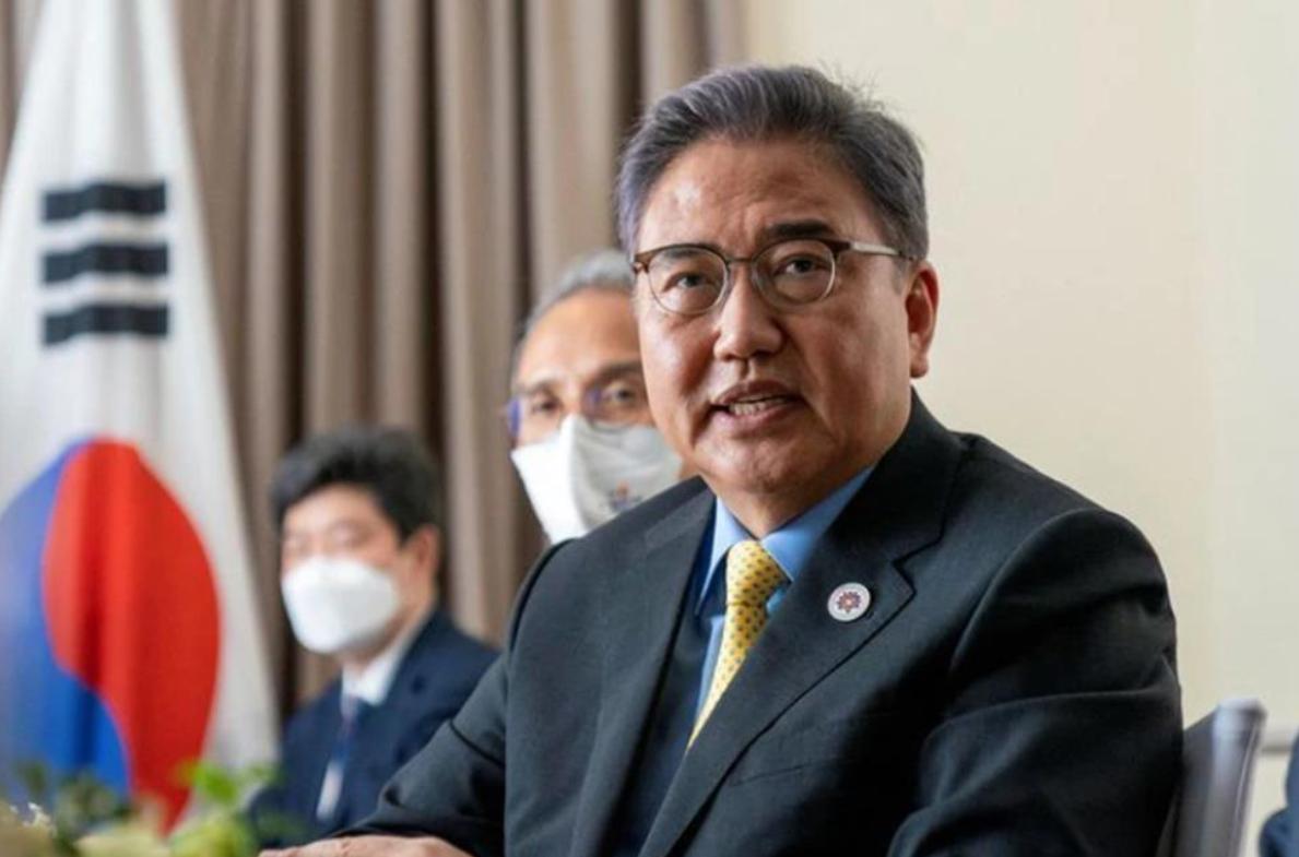 日韩高层“排队”访华，万一真擦枪走火，最怕的终究还是日韩自己