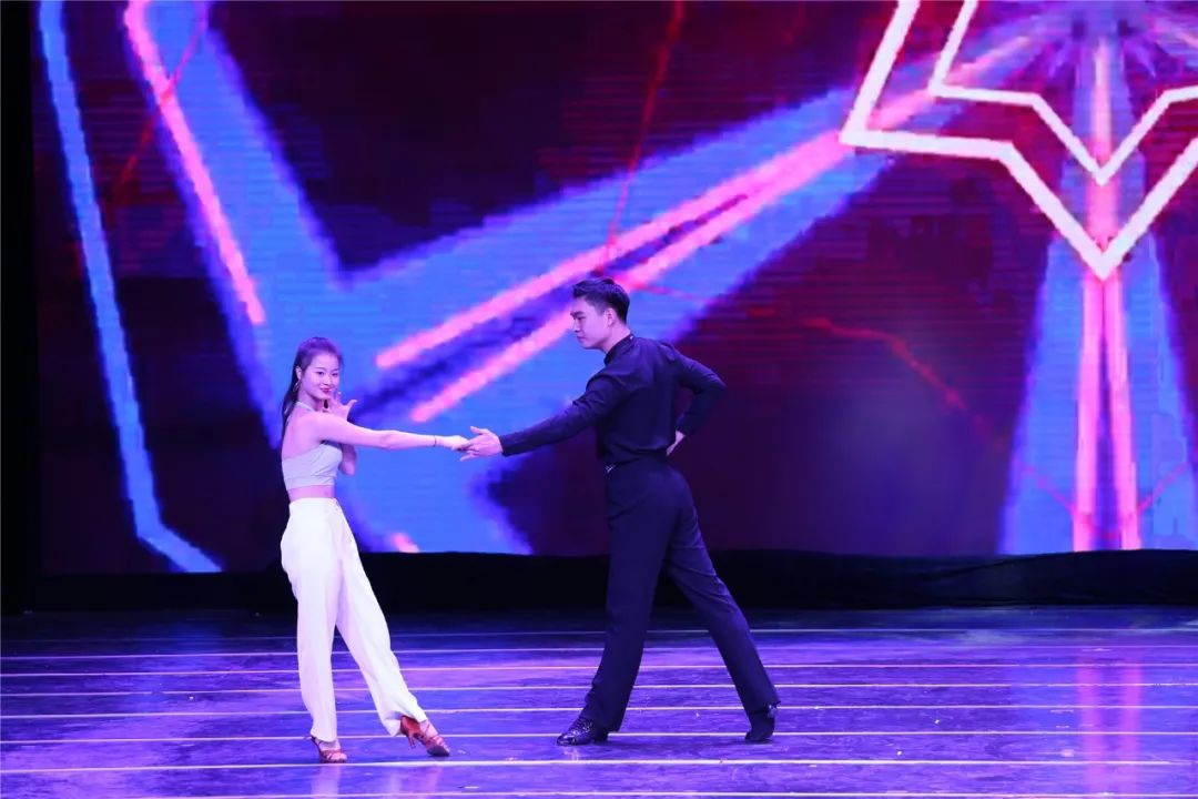 跳拉丁舞的技巧有哪些,想要跳好拉丁舞需要练习哪些