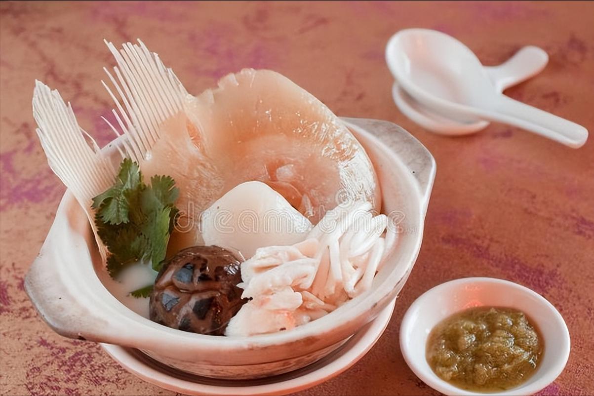 一场掏空钱包的*局骗**？被商家吹爆的5种保健品，实则真没啥用