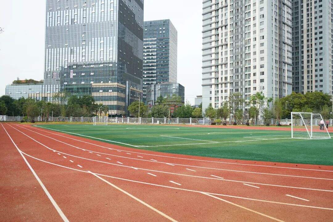 官渡区关上实验学校好吗,官渡区关上实验学校关岭校区