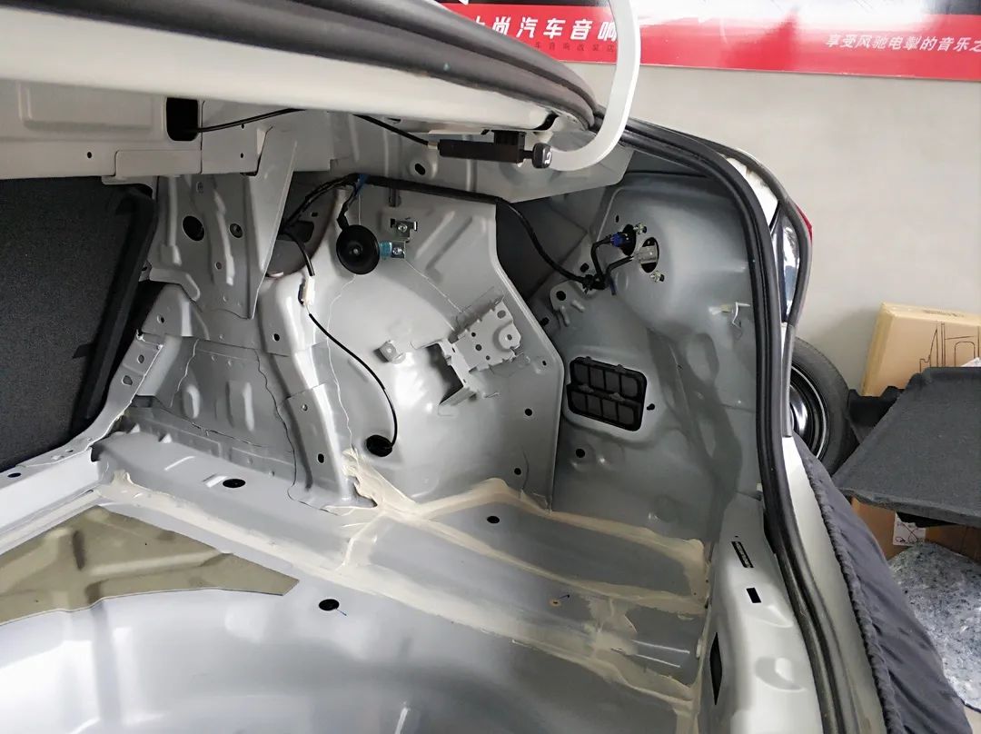 流连忘返，畅听所爱，马自达昂克赛拉升级德国喜力士F62C音响