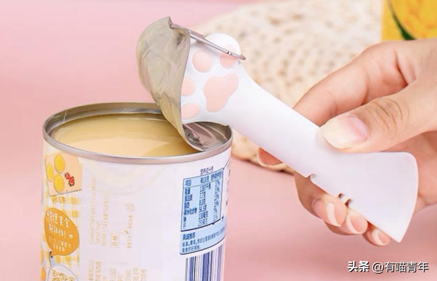 养猫省钱妙招排毛球,养猫不掉毛妙招有哪些方法