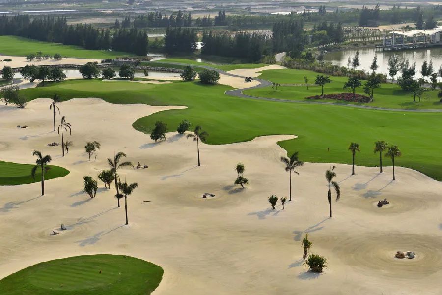 国内首创沙漠高尔夫,沙漠球场图片欣赏