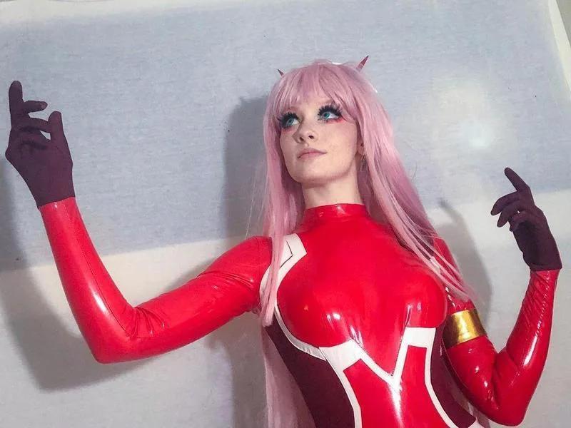 美国网红开枪打到自己,美国网红开枪