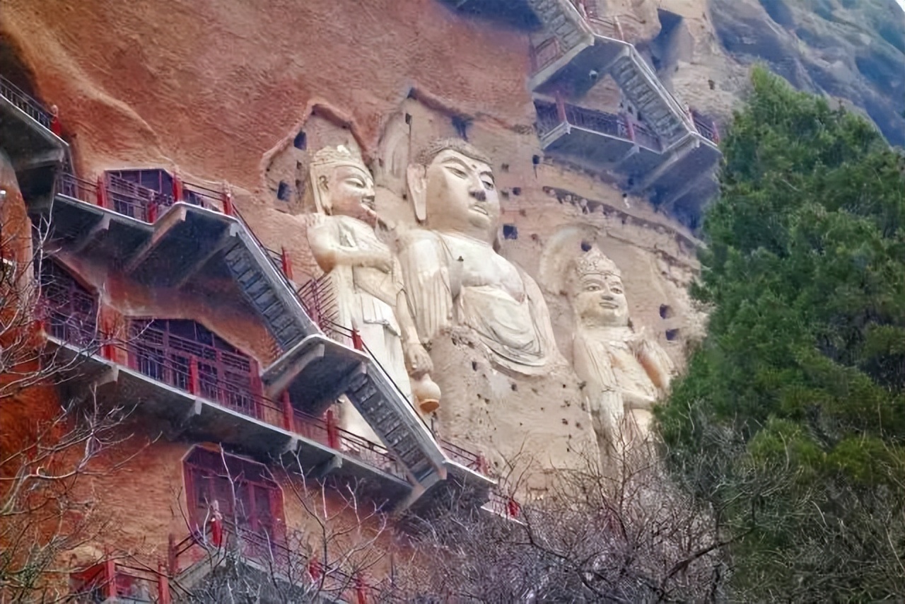 去甘肃旅游最值得去的十大景点 (甘肃16个最值得去的旅游景点)