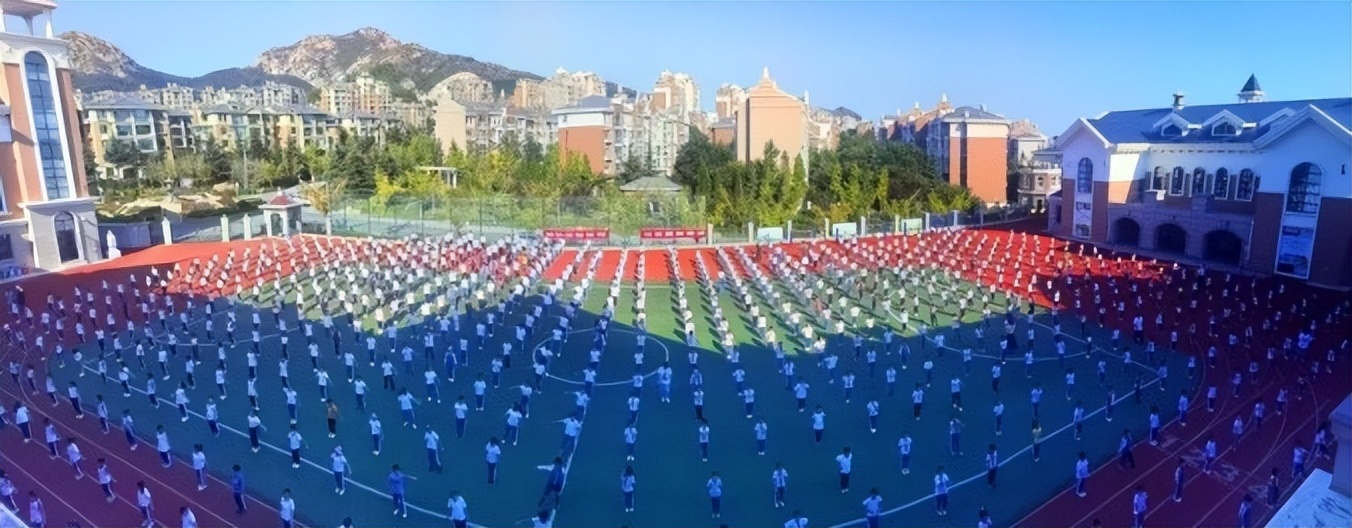 快乐“去上学”幸福“小时光”大连市甘井子区实验小学辛博街校区