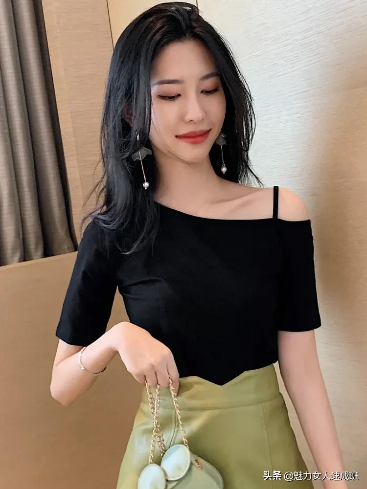 一字肩t恤上衣高级感春款,露肩上衣新款一字肩短袖