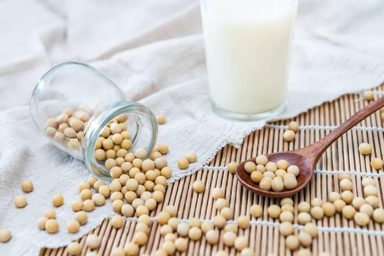 咳嗽打喷嚏漏尿最有效的恢复方法,女人一咳嗽就漏尿是什么原因