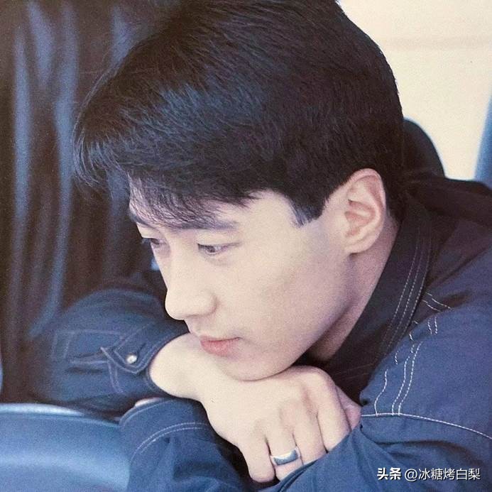 天王黎明的背影照片,天王黎明最帅视频