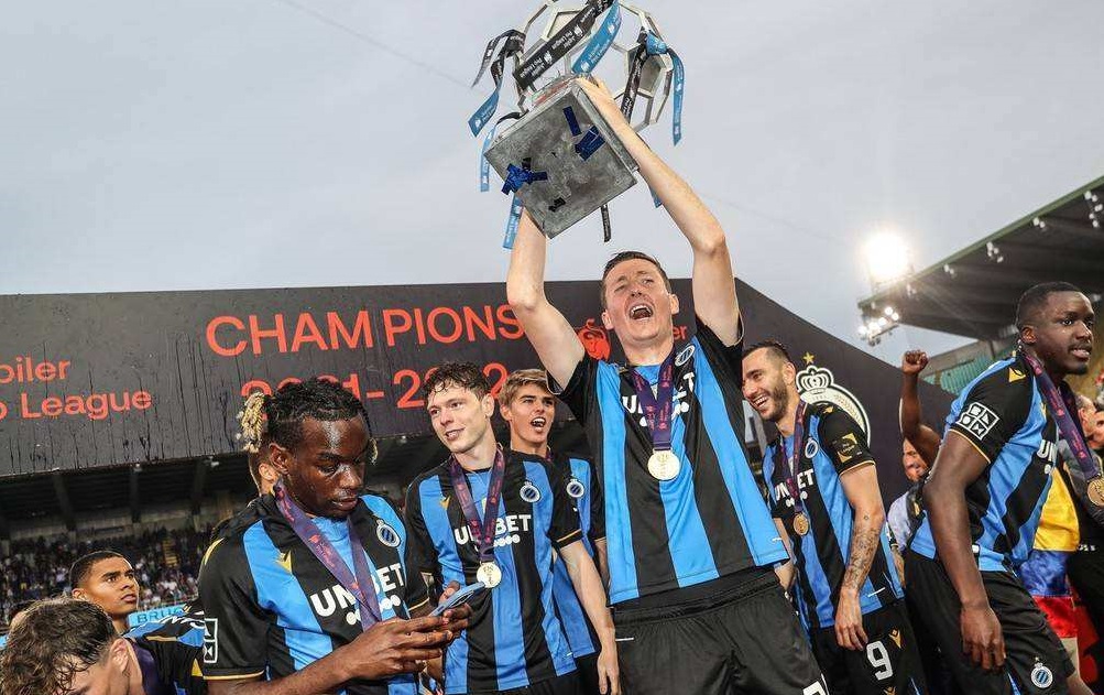 连胜药厂和葡超黑店的比利时豪门：北方威尼斯的蓝黑军团