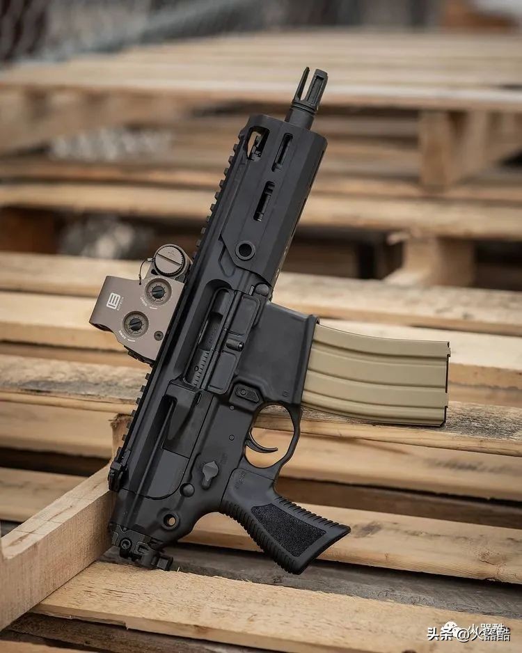 精美枪械美图,最美枪械图