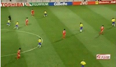 世界杯闪耀人性的光辉,世界杯落寞的背影