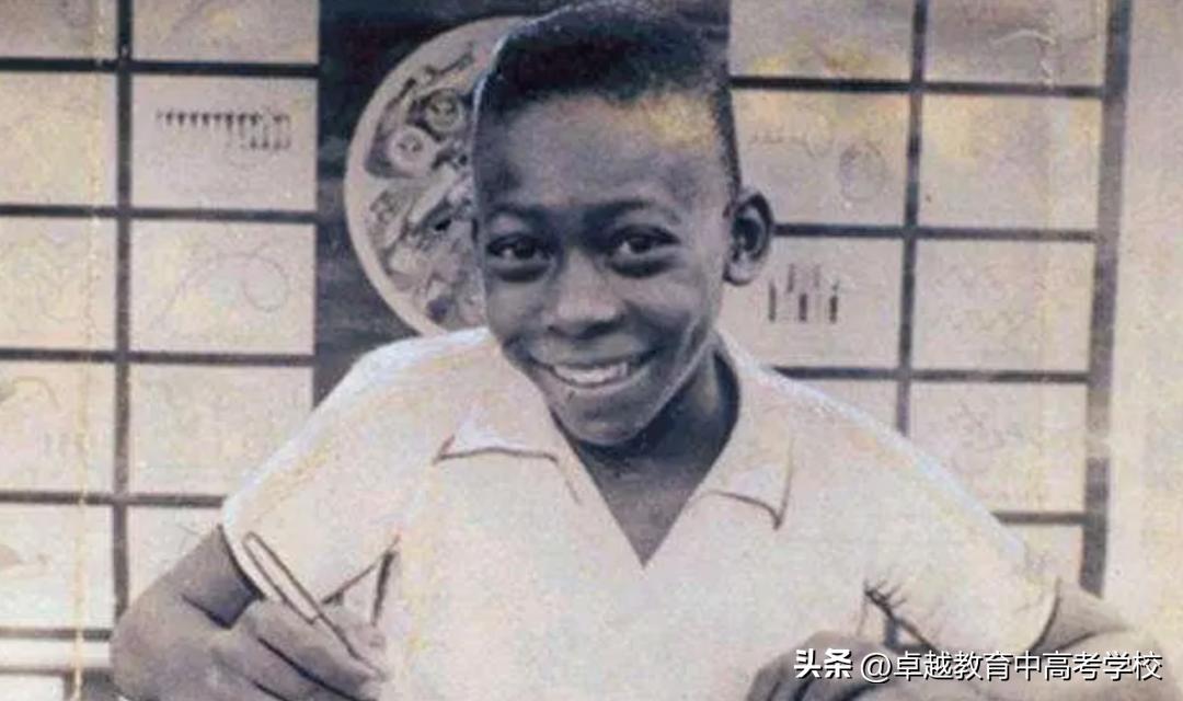 球王贝利去世享年82岁,球王贝利去世终年82岁一路走好