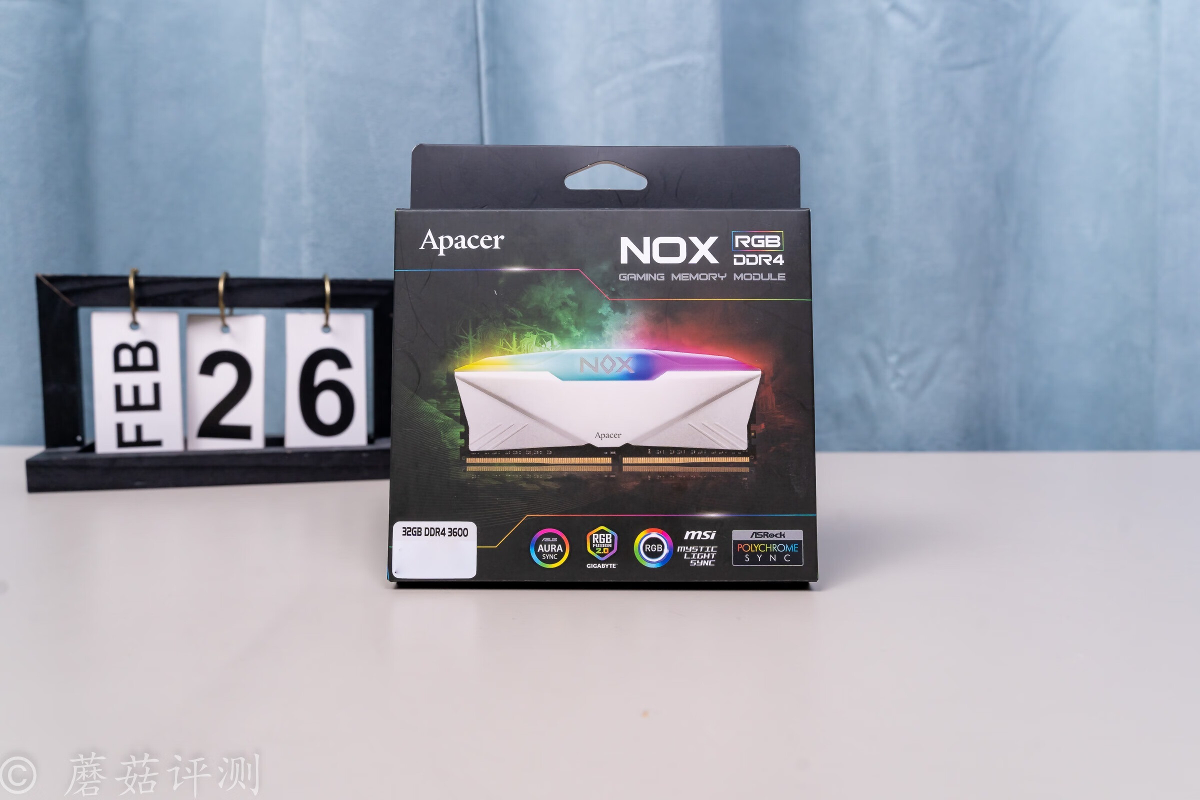 宇瞻内存ddr43600,宇瞻暗黑8gddr43600白色