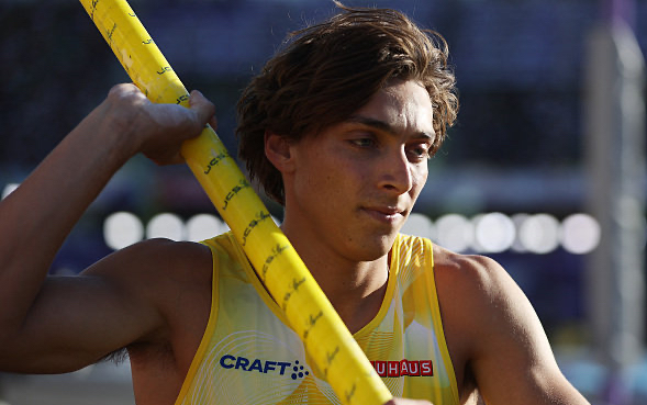 杜普兰蒂斯挑战撑杆跳世界纪录,杜普兰蒂斯6米23创世界纪录