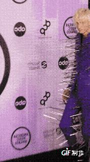 千万不要轻易穿抹胸吃火锅！: