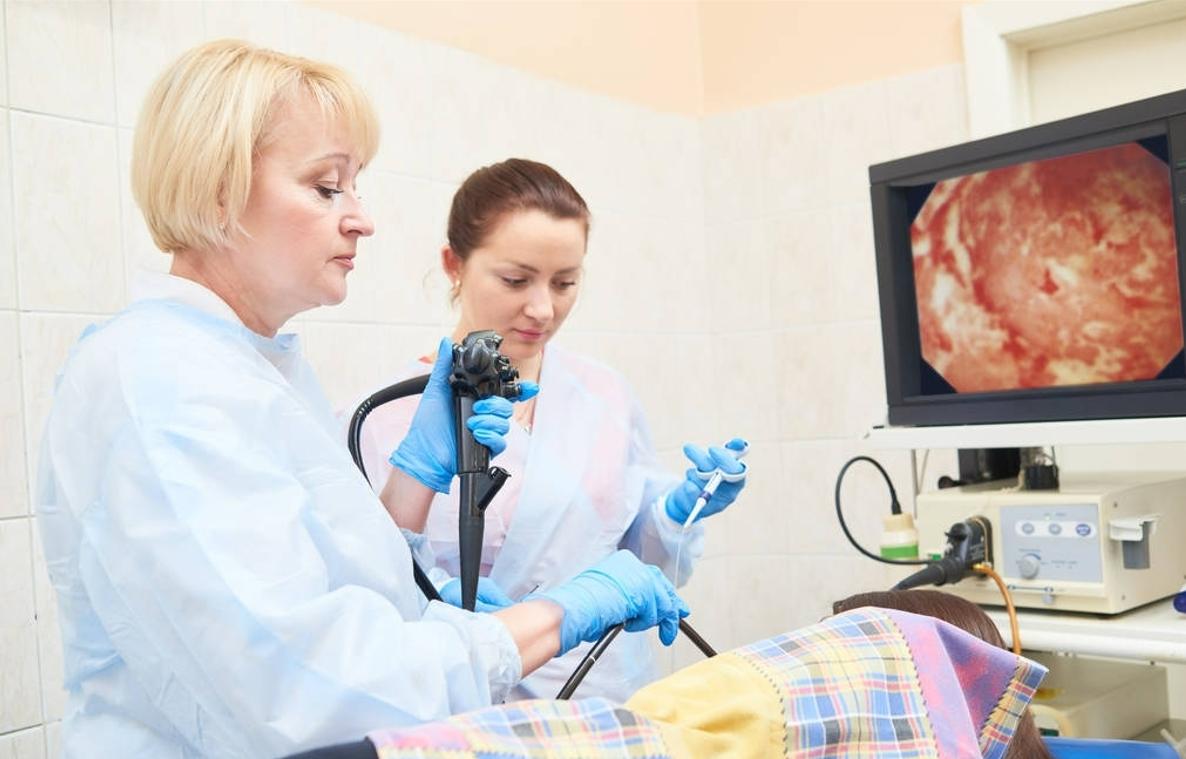 胃癌来敲门时身体会发出5个警报,胃癌早期这2个信号一定要警惕