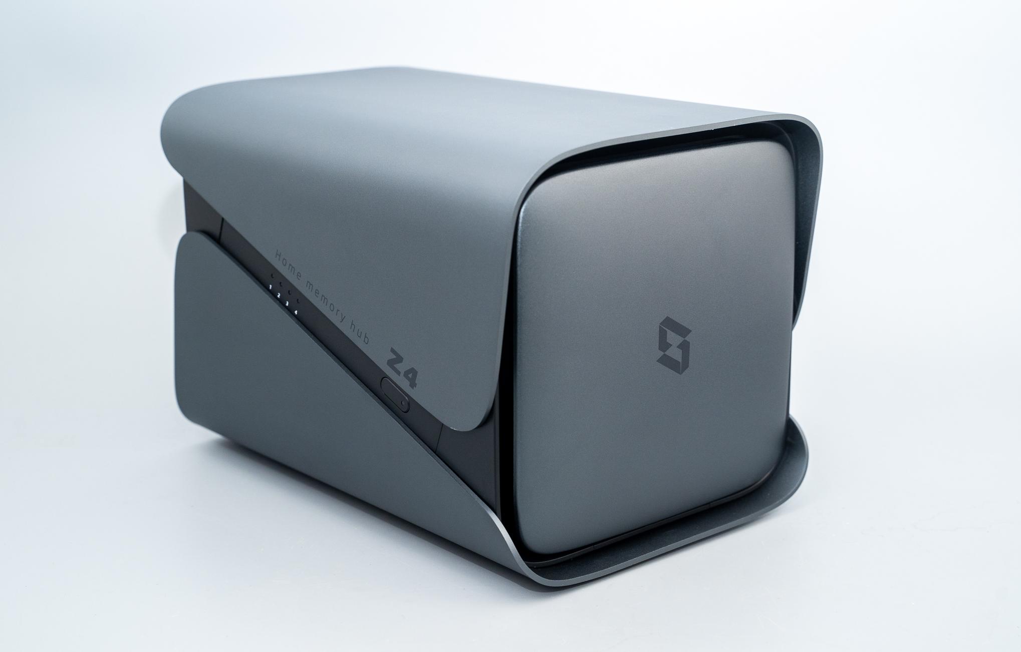 从小白走向专业：极空间新Z4开箱体验！Dcoker安装QB*载下**器教程