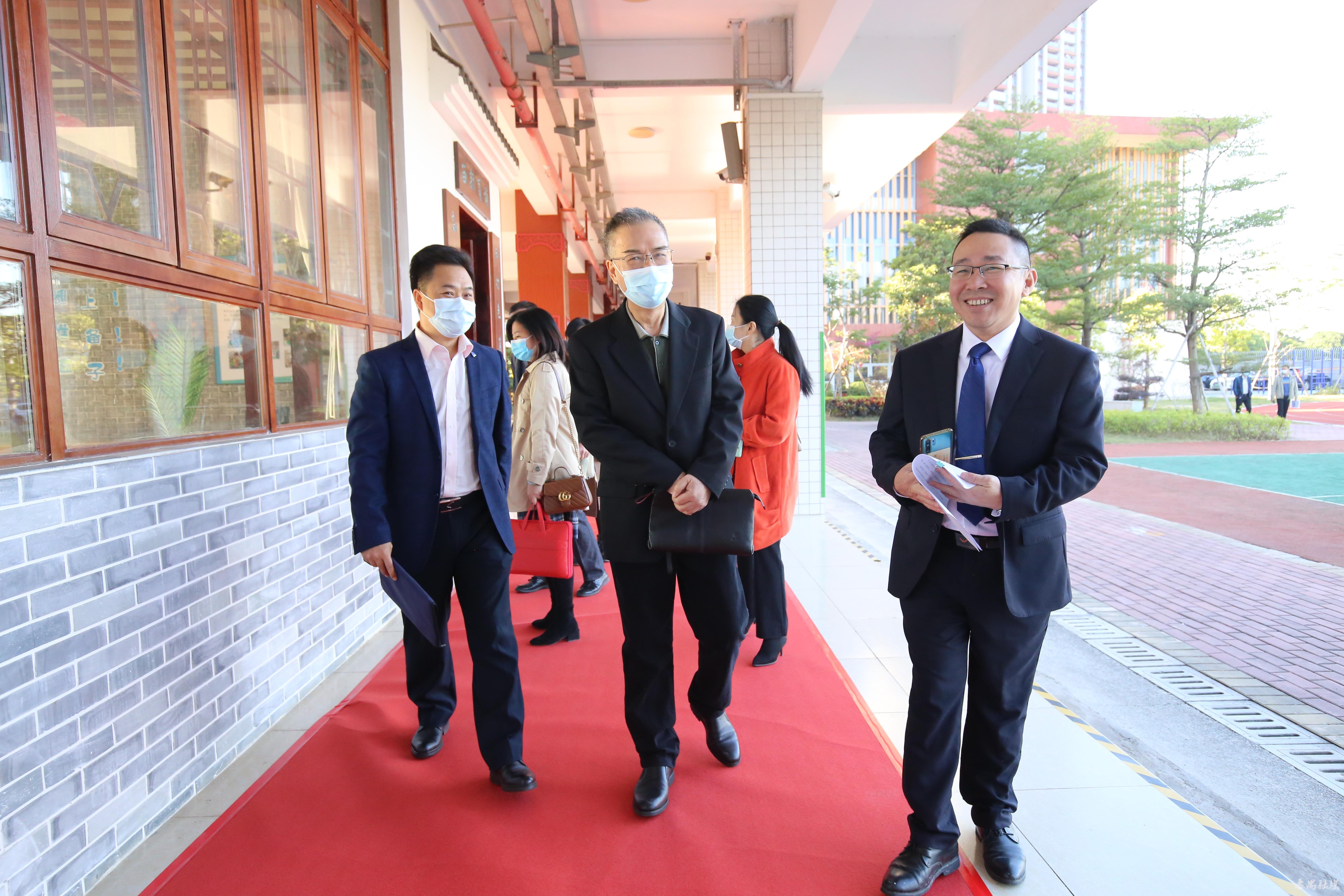 唤与东风来相许一湖春番禺南站小学“双减”背景下的深度学习研讨特色获好评