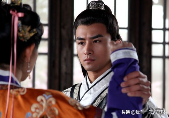 隋唐英雄宇文成都为情吐血,隋唐英雄宇文成都死在如意怀中