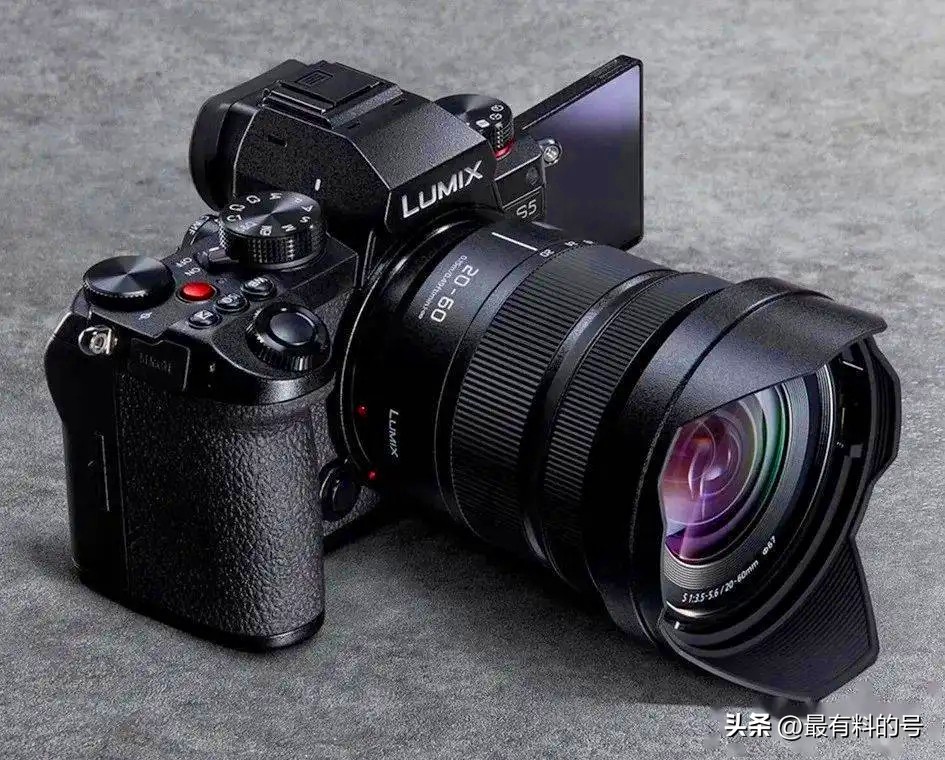 视频和照片拍摄双修的五款微单：索尼、佳能、富士、松下怎么选？