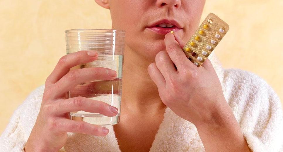 医生：月经推迟几天很正常，但别超过期限！