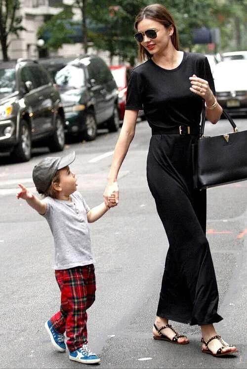 米兰达可儿街拍整合,米兰达可儿近况